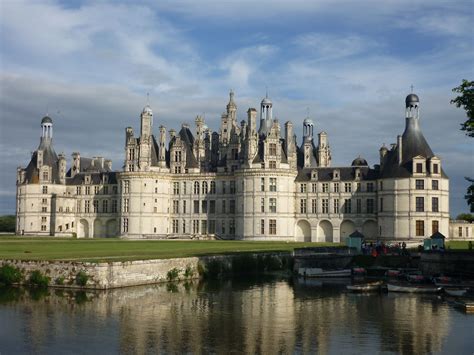 Château de Chambord 宏偉的建築和神秘的歷史